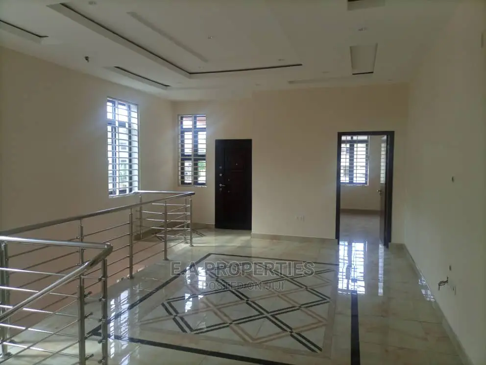 4bdrm House in E a Properties, Police Station for Sale