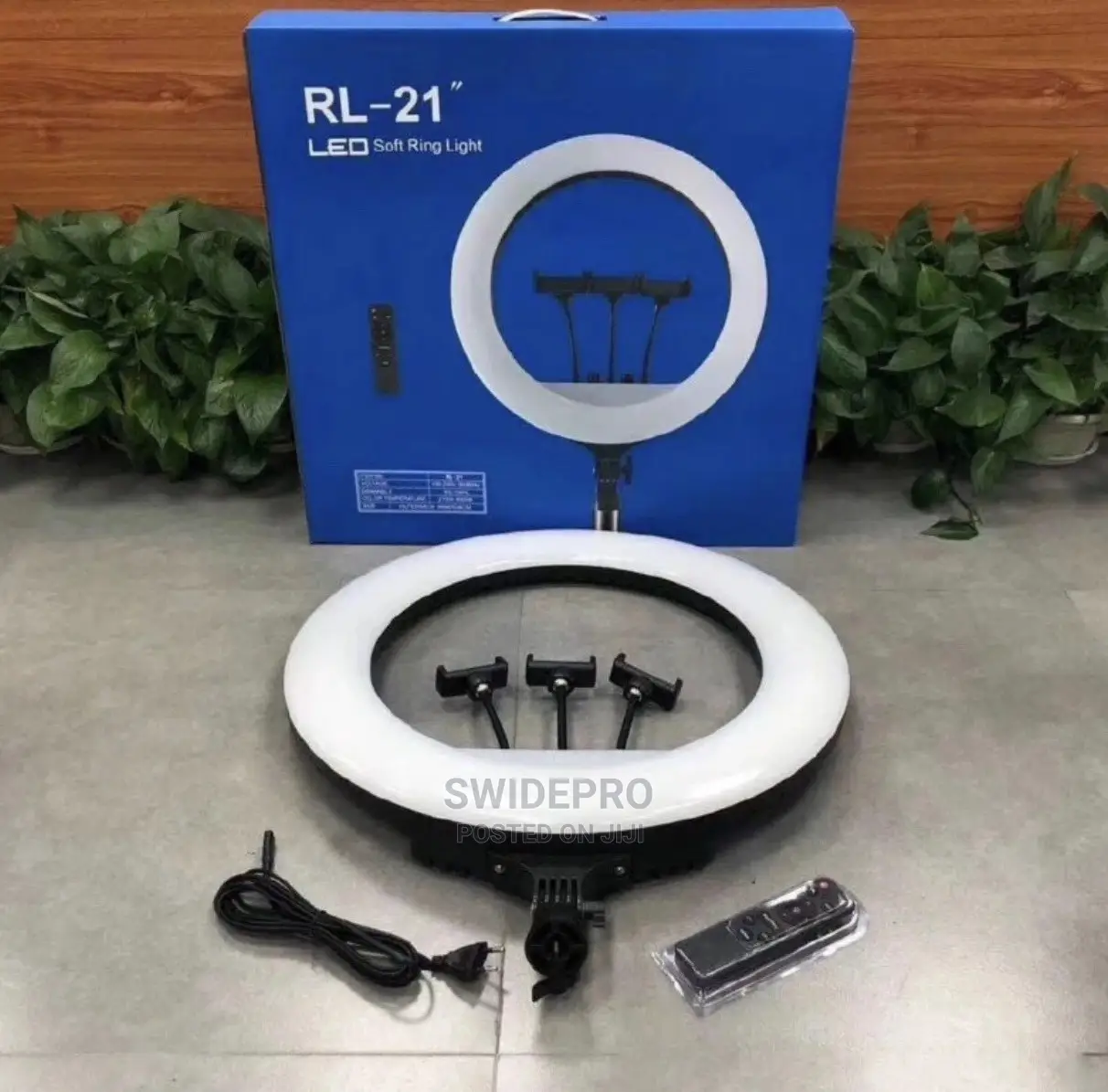 21 Inches Ringlight With Stand, Bag and Remote