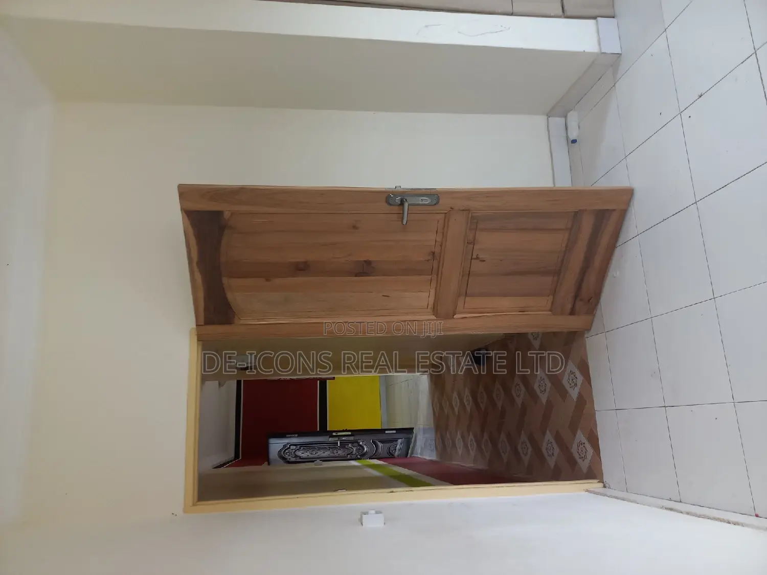 1bdrm Duplex in De-Icons Real Estate, Awutu Senya East Municipal