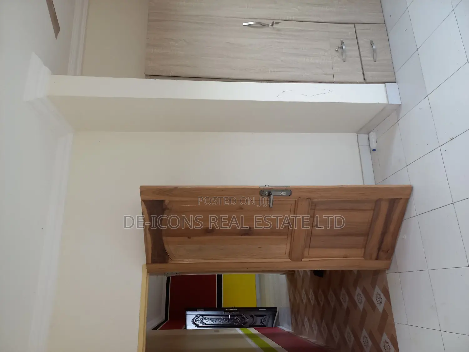 1bdrm Duplex in De-Icons Real Estate, Awutu Senya East Municipal