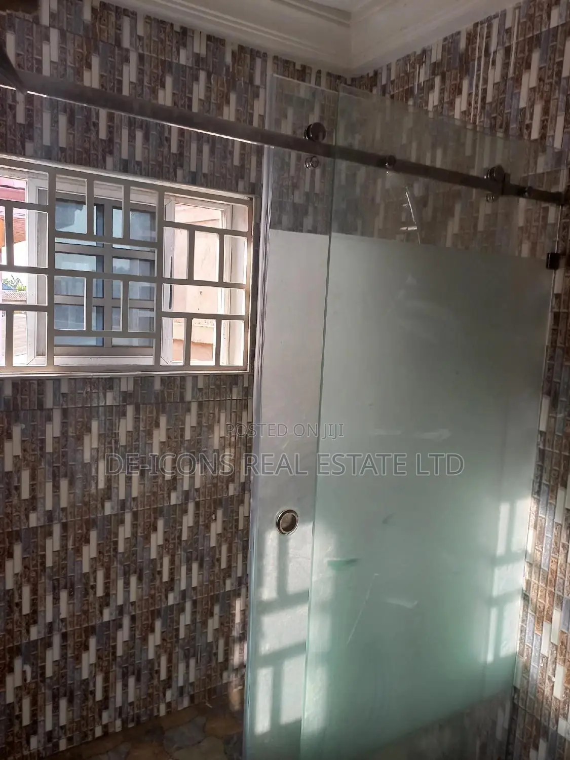 2bdrm Duplex in De- Icons Real, Ga South Municipal for rent