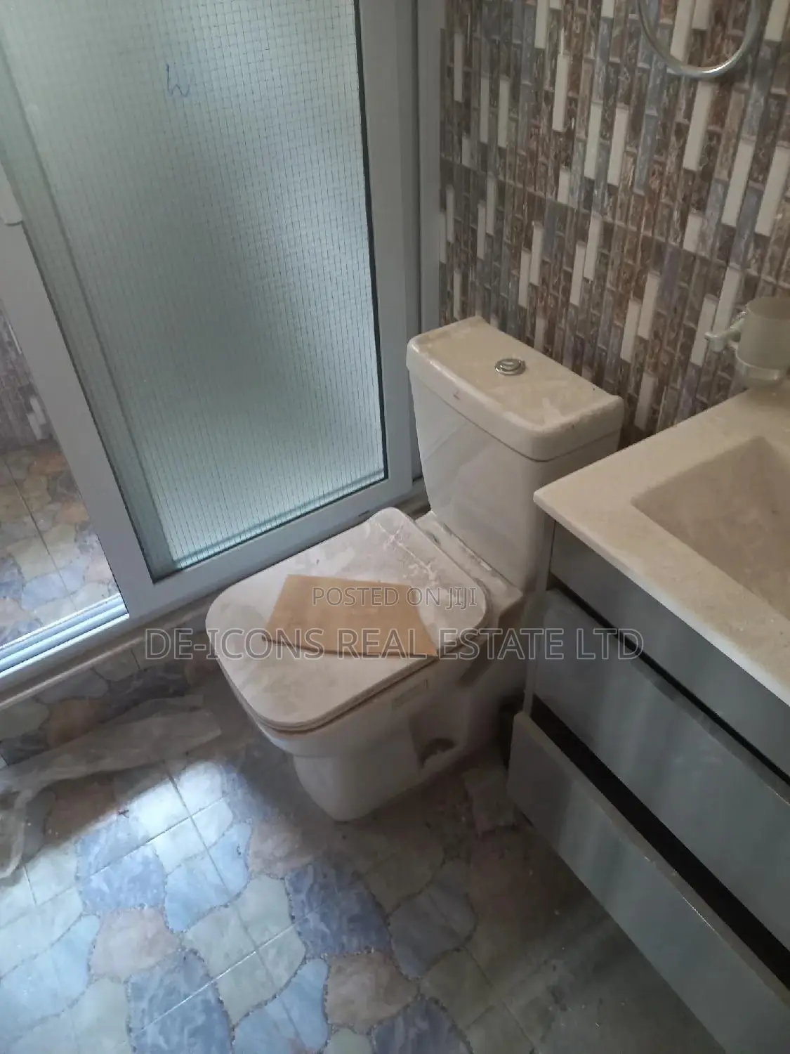 2bdrm Duplex in De- Icons Real, Ga South Municipal for rent