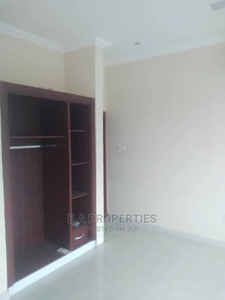 4bdrm House in E a Propertites, American House for Sale