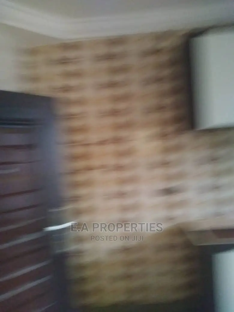 3bdrm House in E a Properties, a C Mall Area for Rent