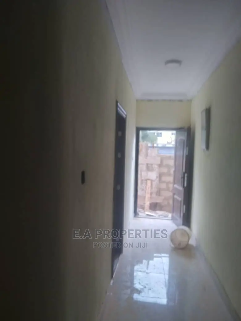 3bdrm House in E a Properties, a C Mall Area for Rent
