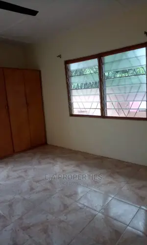 4bdrm House in E a Properties, Valley View Area for Rent