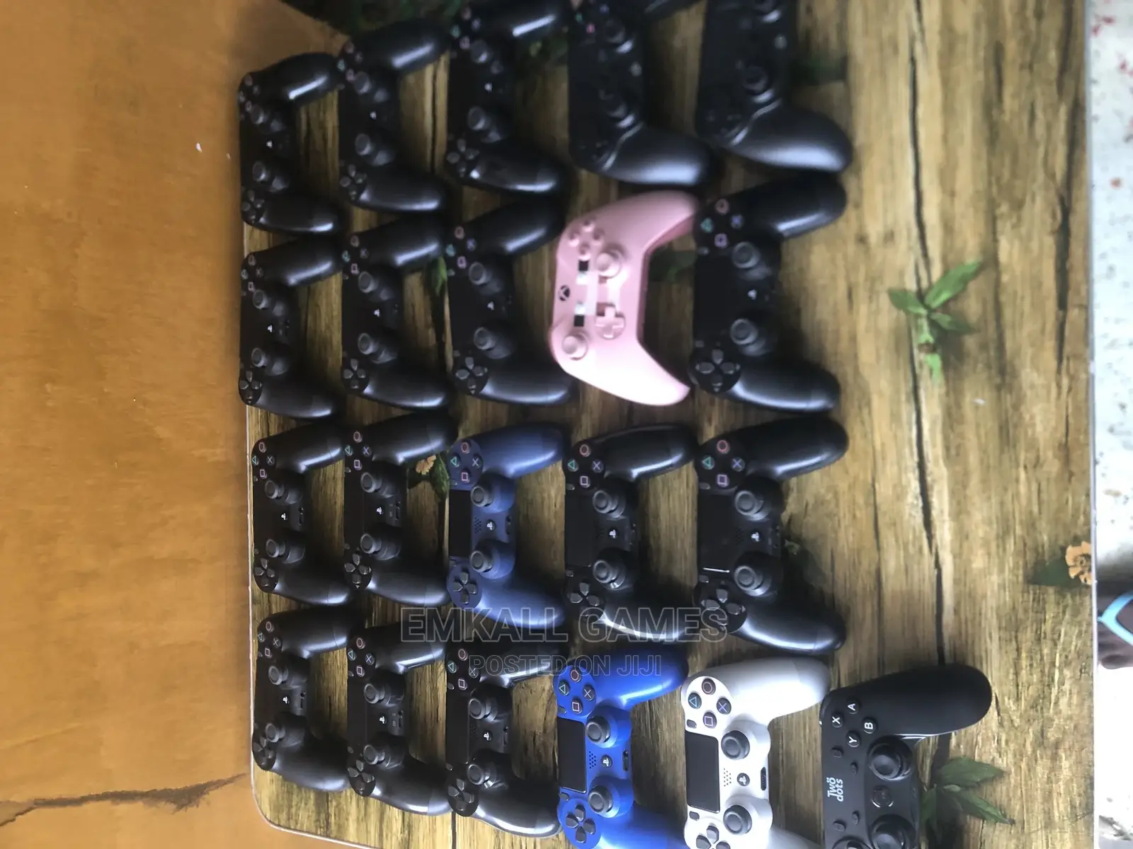 PS4 Home Used Controllers Available