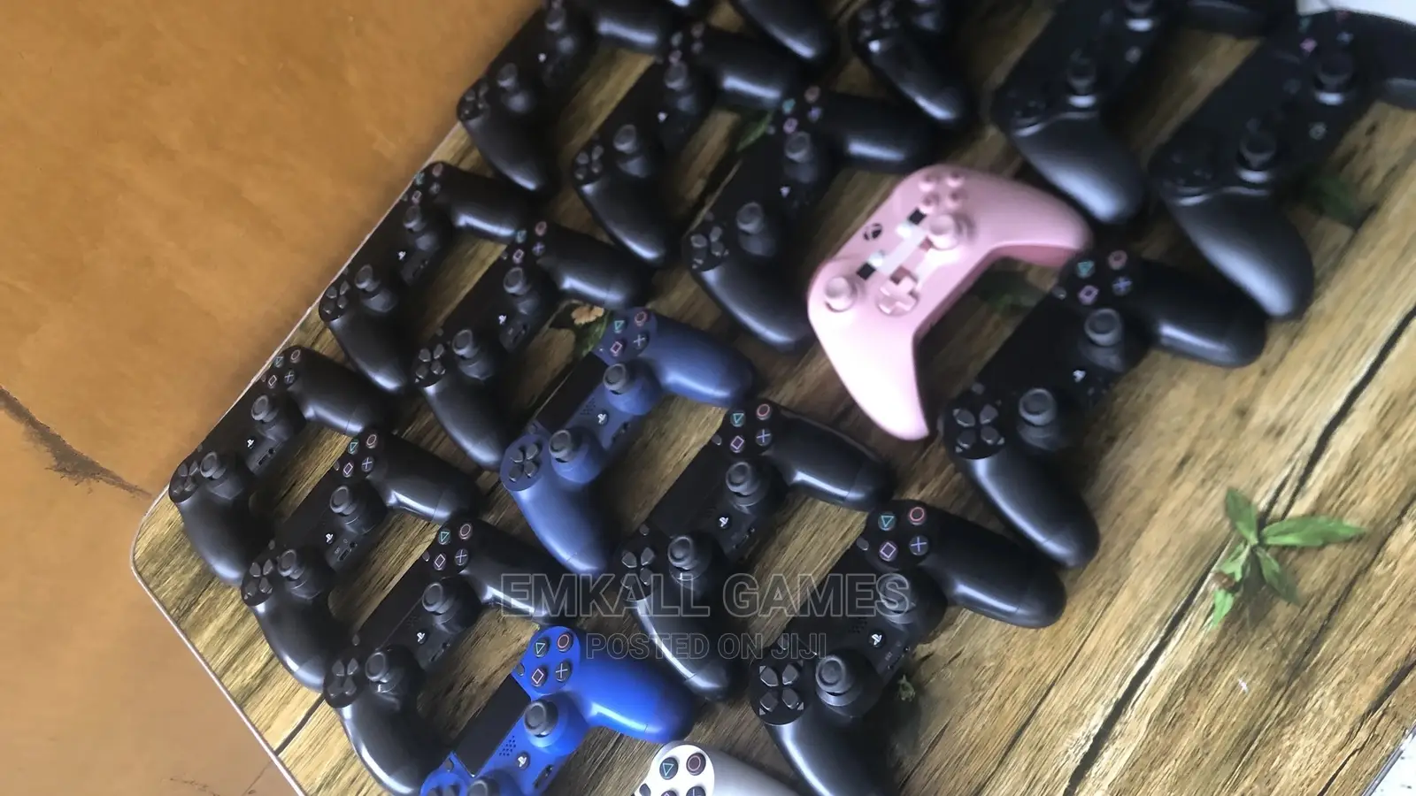 PS4 Home Used Controllers Available