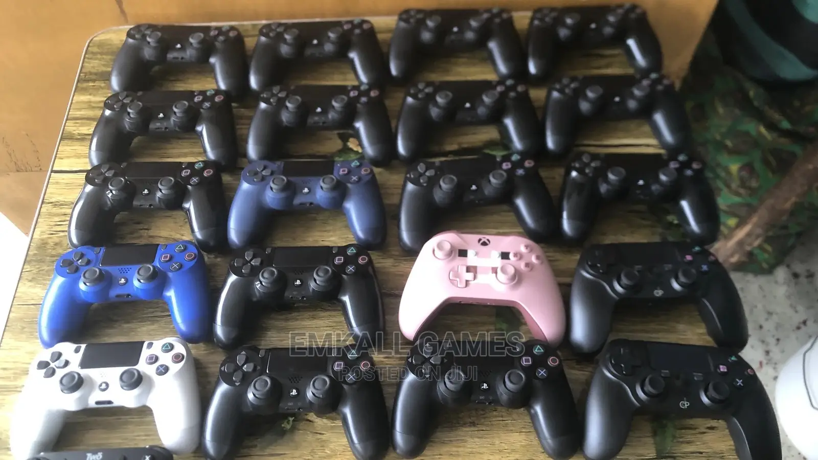 PS4 Home Used Controllers Available