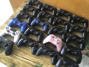 PS4 Home Used Controllers Available