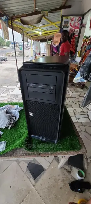 Desktop Computer MSI Model 16GB Intel Core I5 SSD 256GB