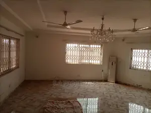 6bdrm House in E a Properties, Otano for Rent
