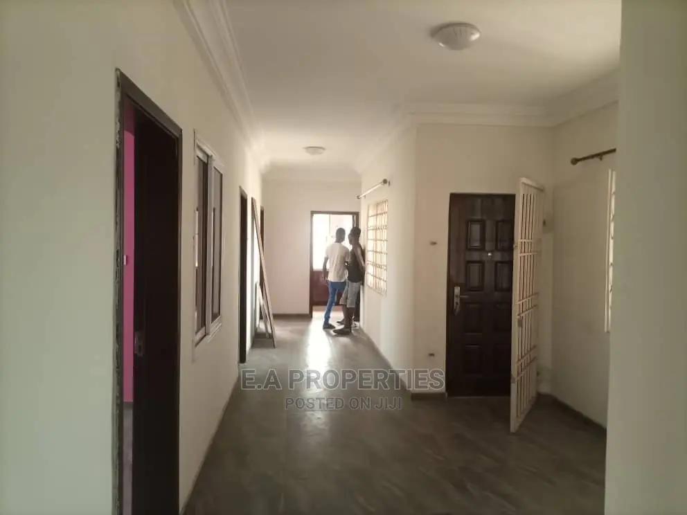 6bdrm House in E a Properties, Otano for Rent
