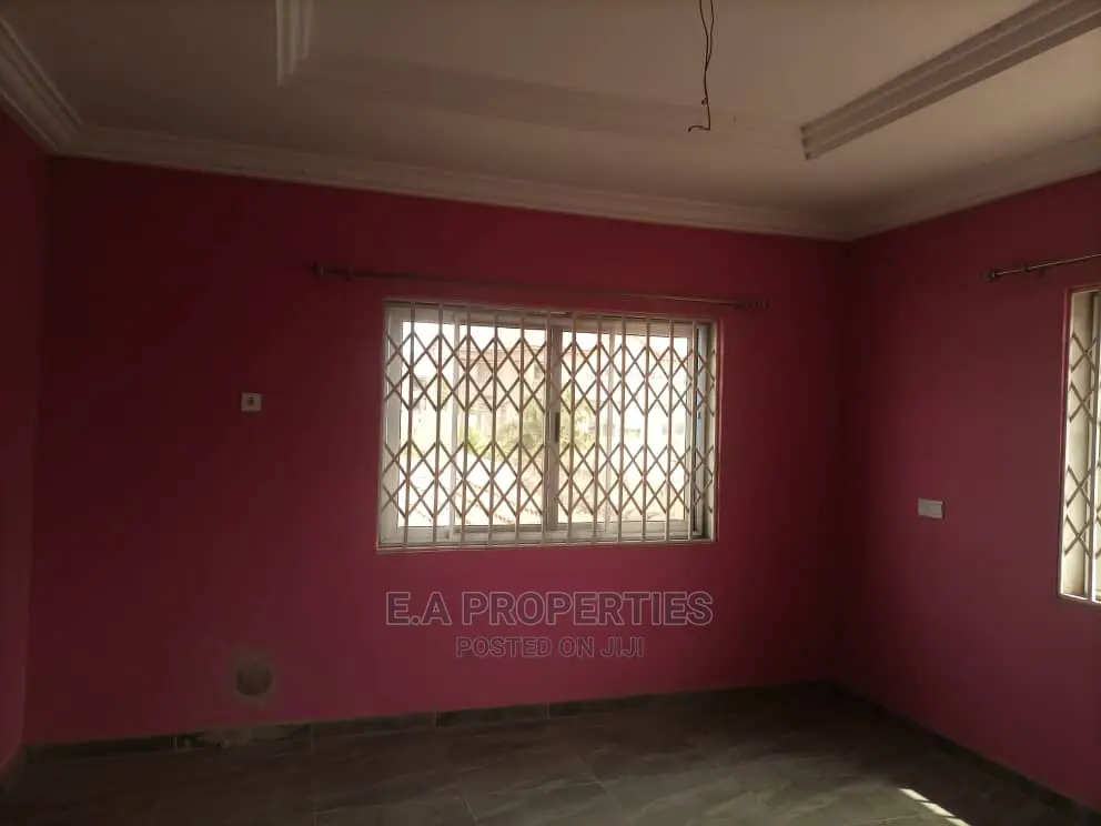 6bdrm House in E a Properties, Otano for Rent