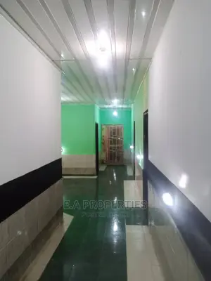 4bdrm House in E a Properties, School Junction for Rent