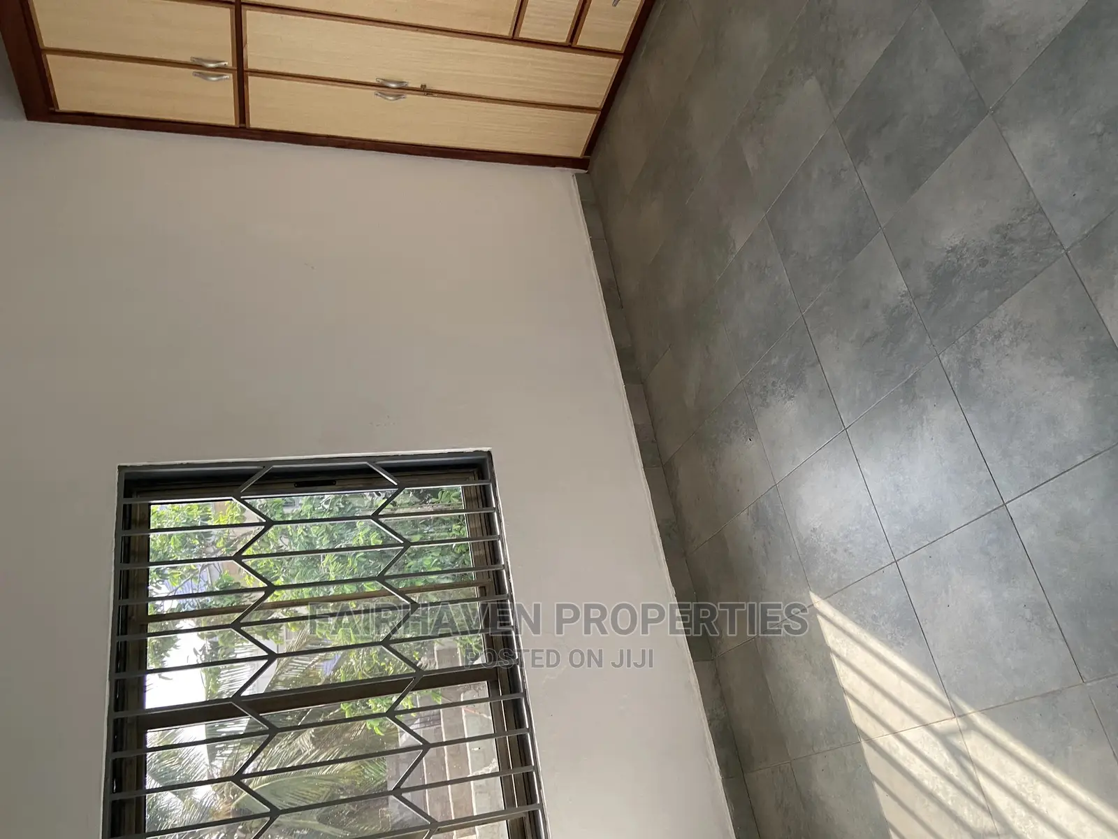 2bdrm Apartment in Bushroad, Teshie for rent