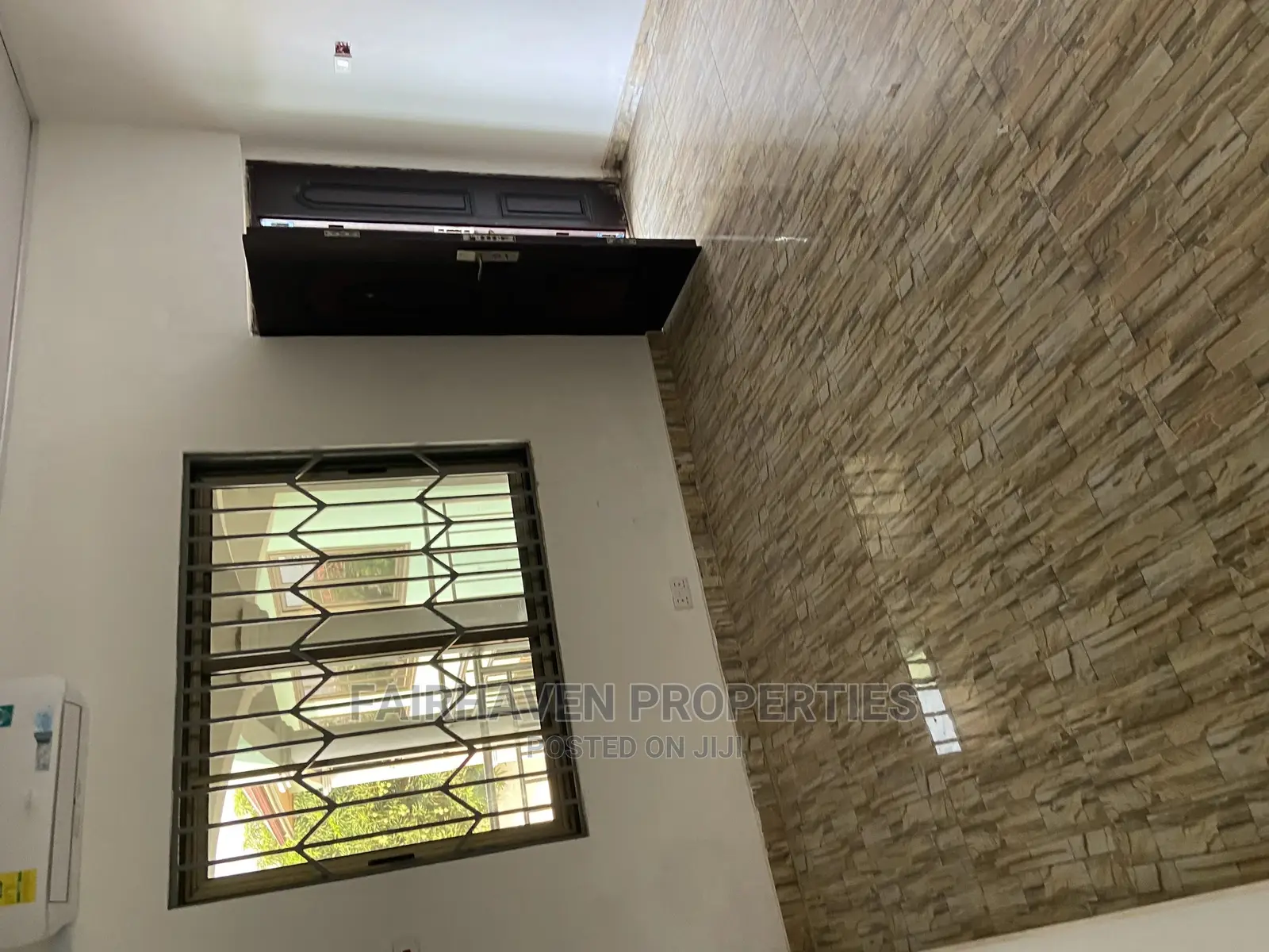 2bdrm Apartment in Bushroad, Teshie for rent
