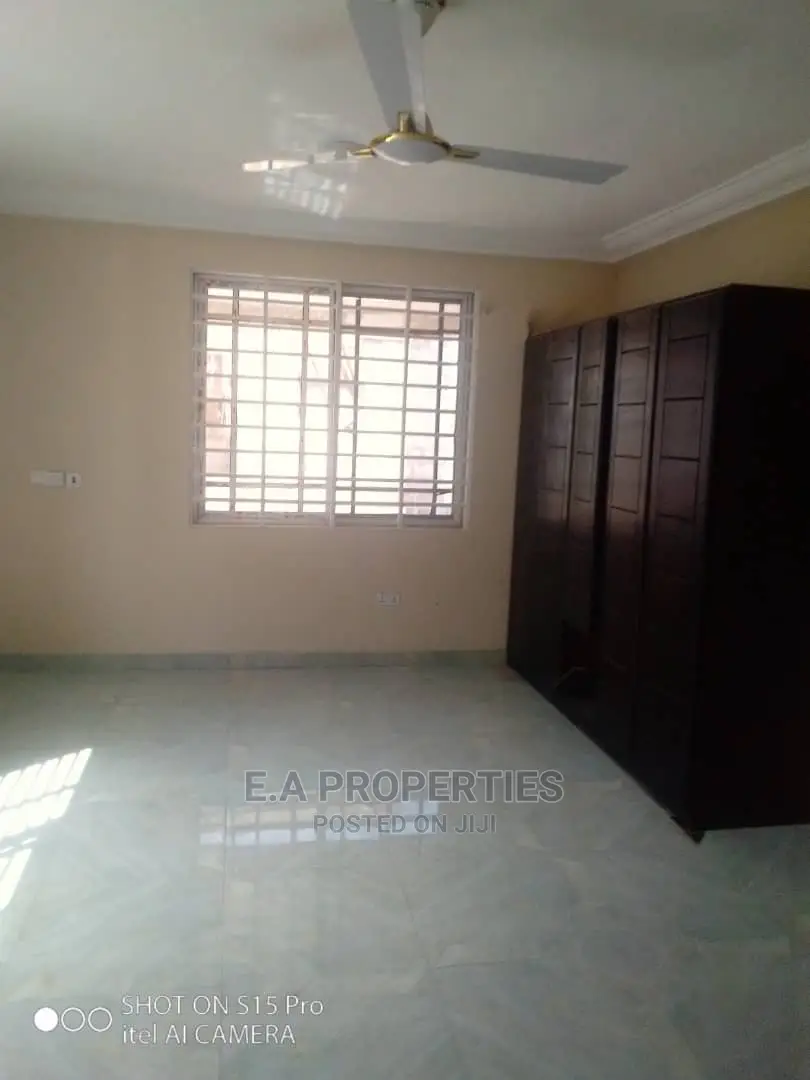 3bdrm House in E a Properties, Housing Down for Rent