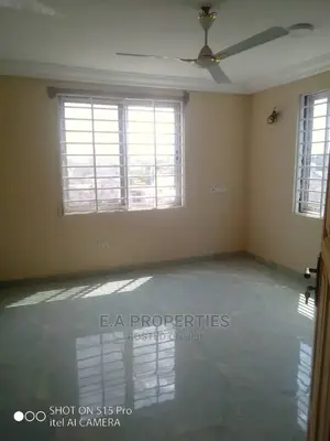 3bdrm House in E a Properties, Housing Down for Rent