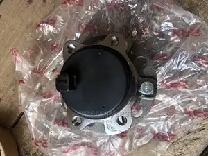 Hyundai Sonata Back Hub With ABS Sensor