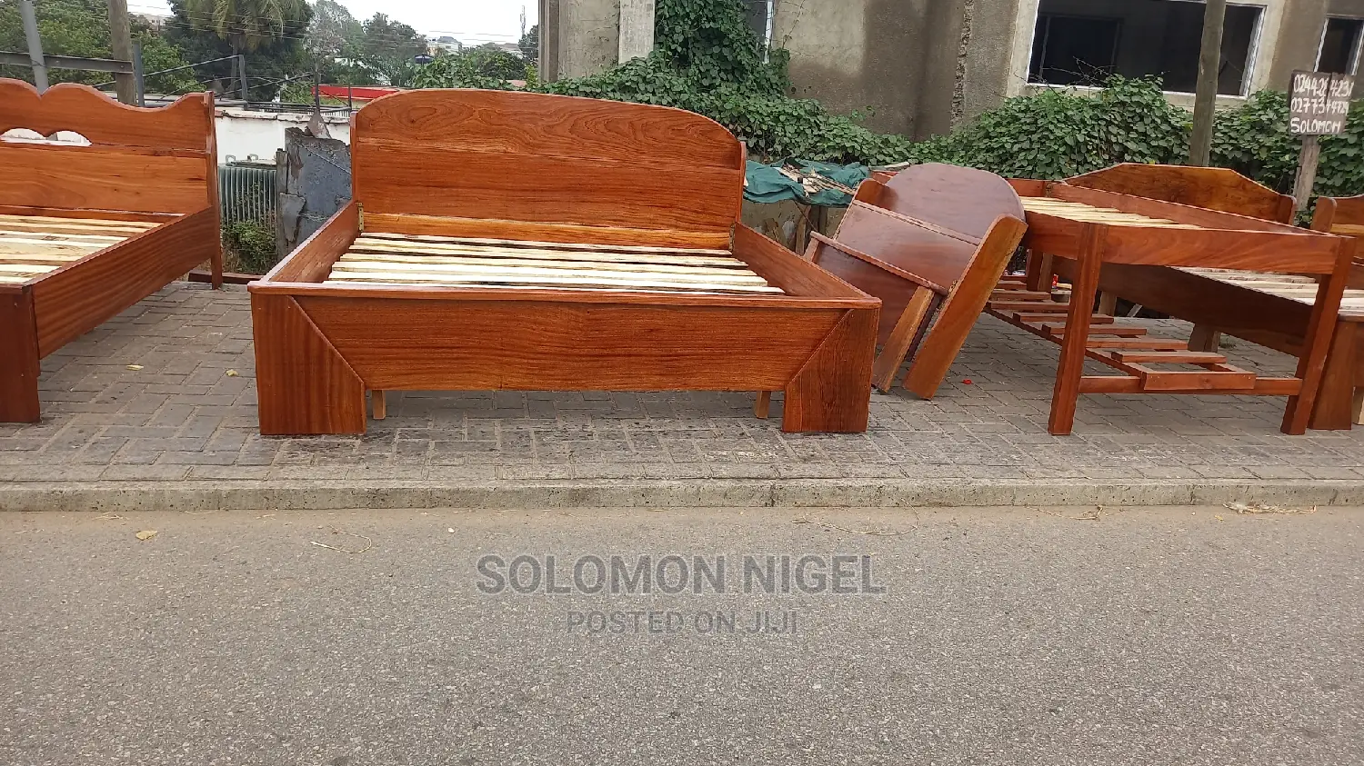 Queen Size Bed Frame. 72"×75"