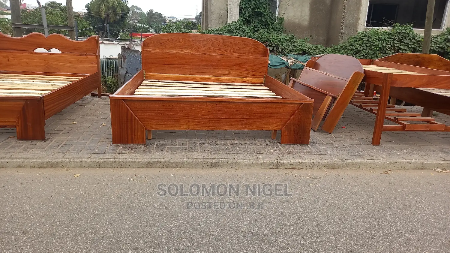 Queen Size Bed Frame. 72"×75"