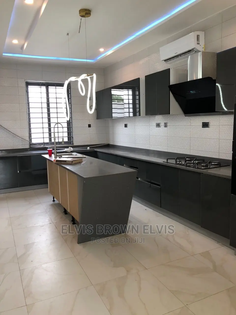 4bdrm Duplex in Living Large, Madina for Sale
