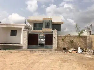 4bdrm Duplex in Living Large, Madina for Sale