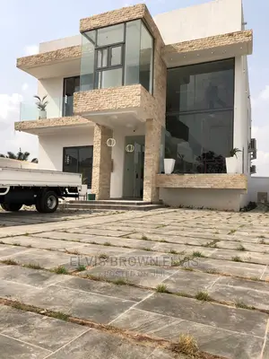 4bdrm Duplex in Living Large, Madina for Sale