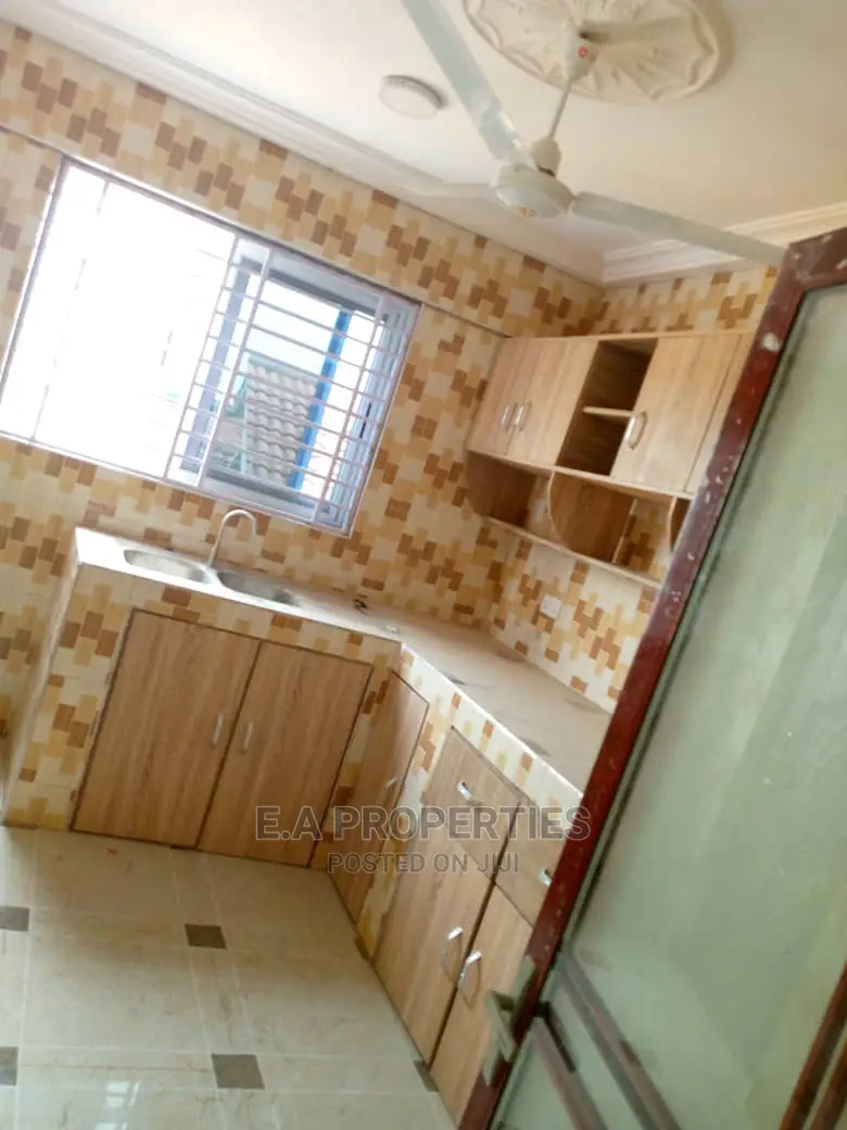 2bdrm Apartment in E a Properties, School Junction for Rent