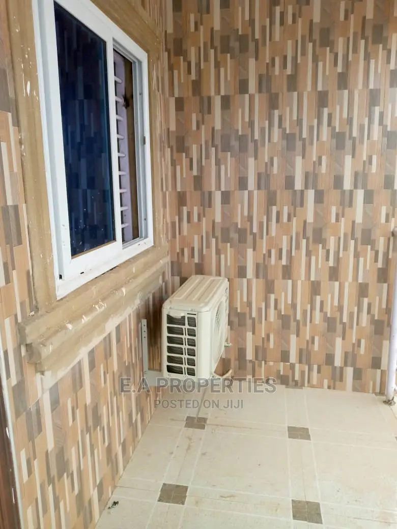 2bdrm Apartment in E a Properties, School Junction for Rent