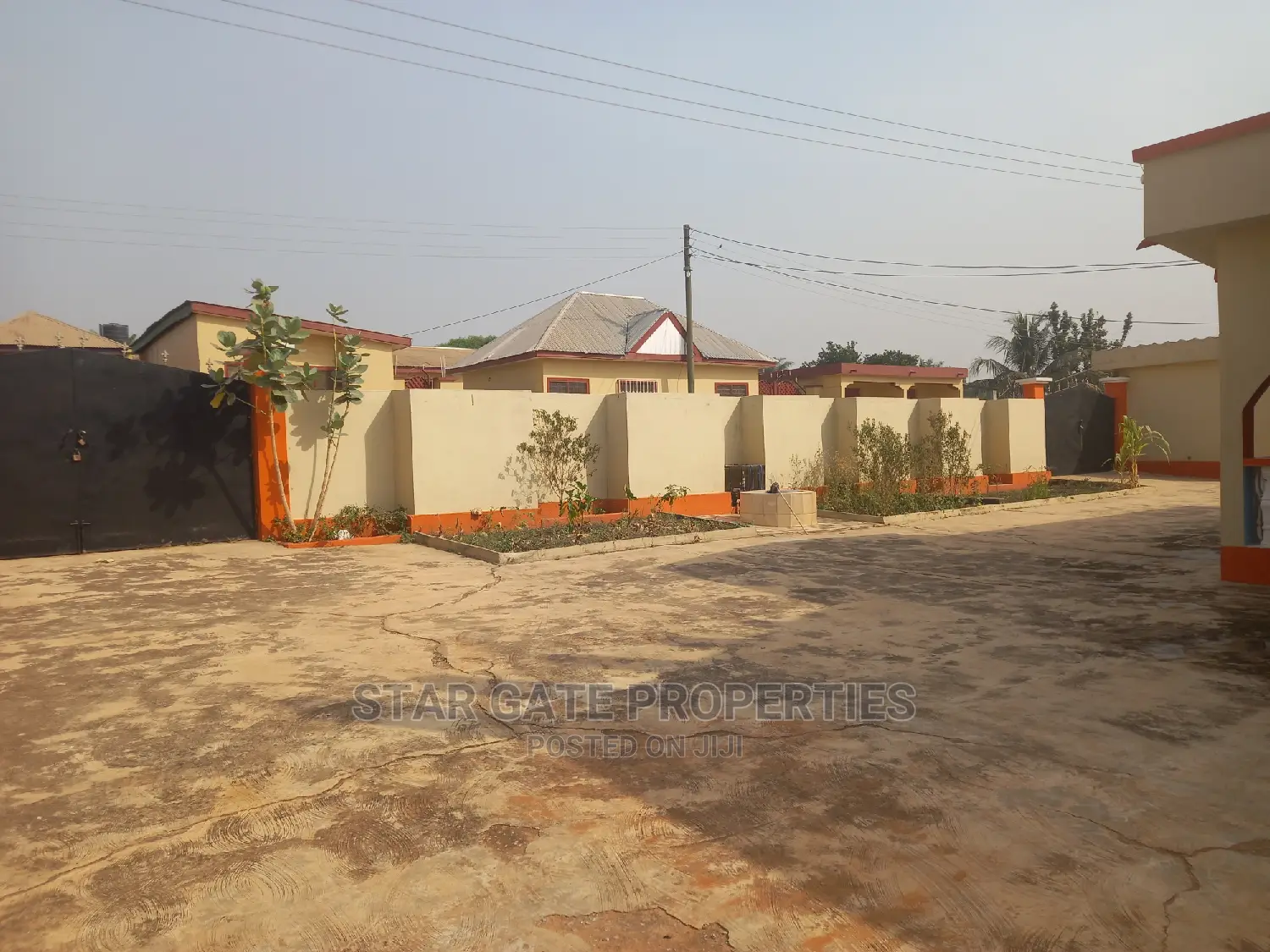 Furnished 6bdrm House in Star Gate Properties, Kumasi Metropolitan