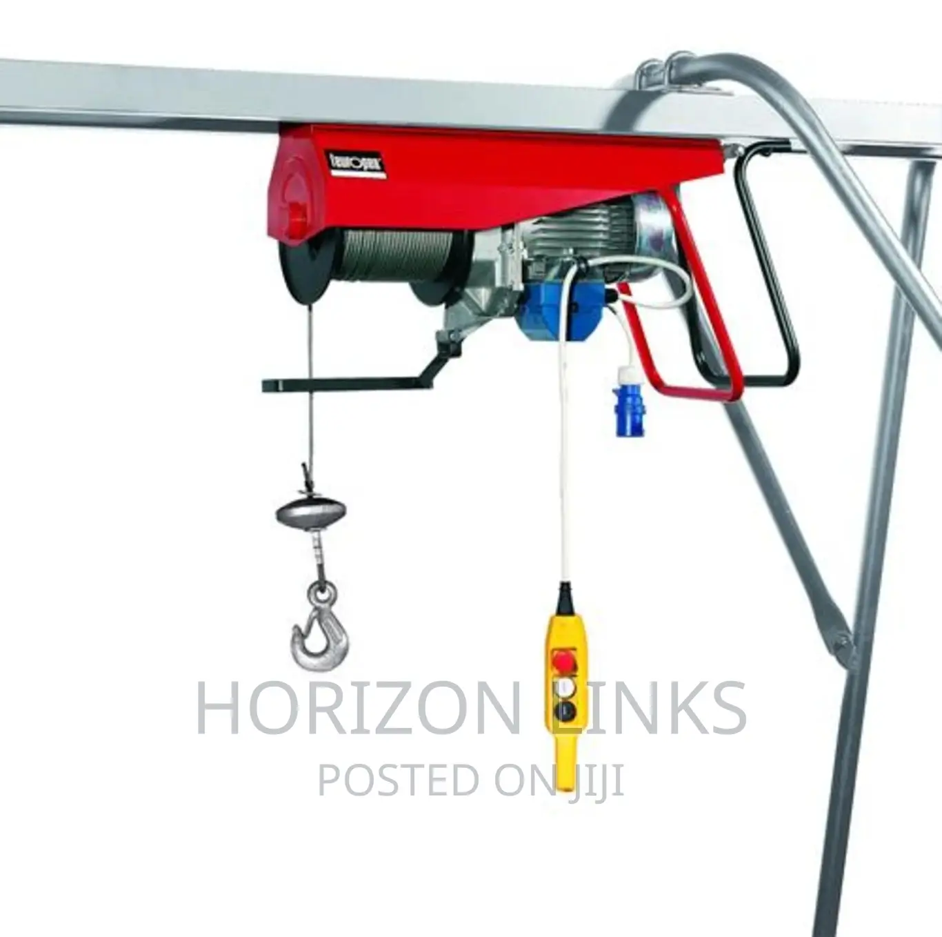 Elevator Hoist With Stand and Bucket