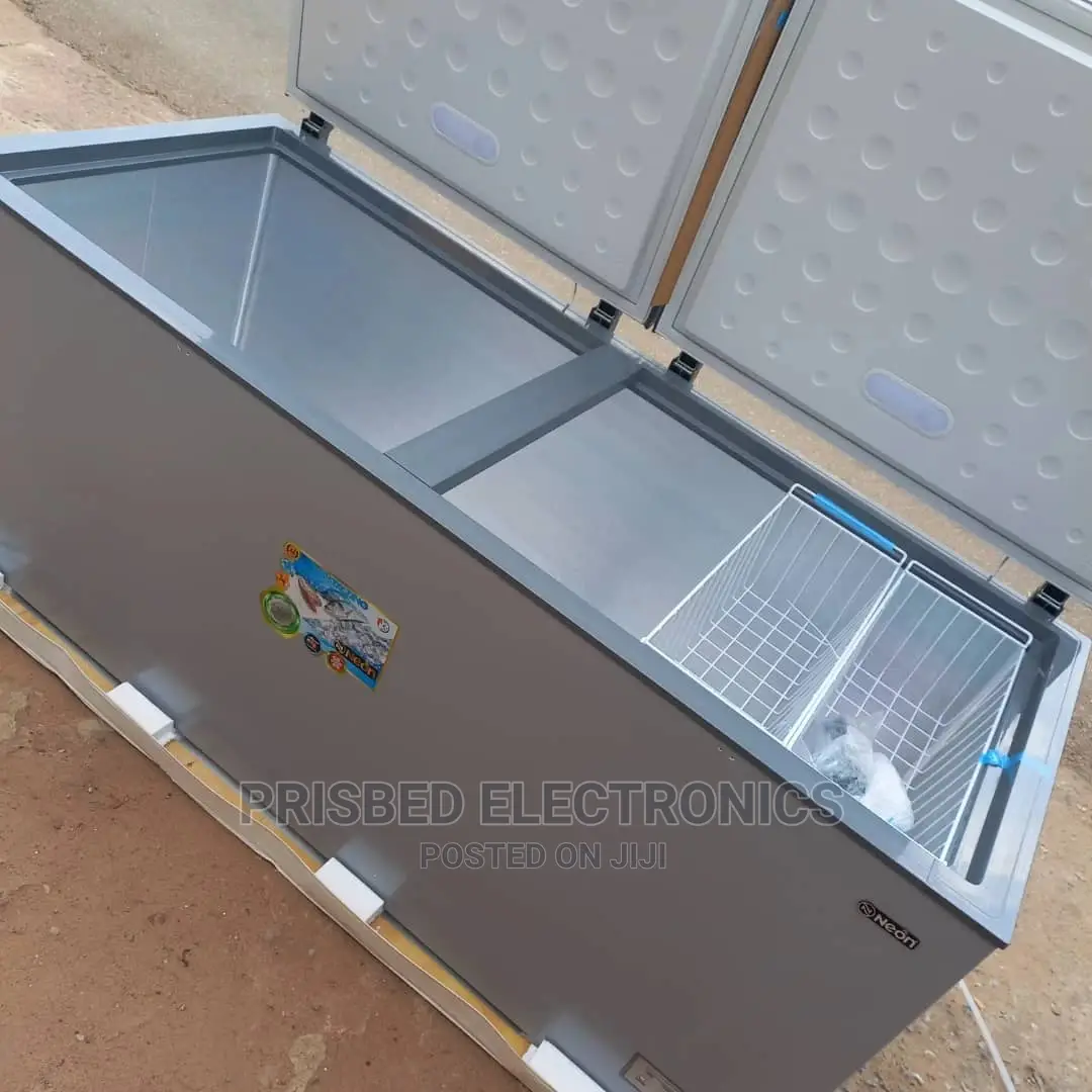 Neon Double Door Chest Freezer 708 Litres
