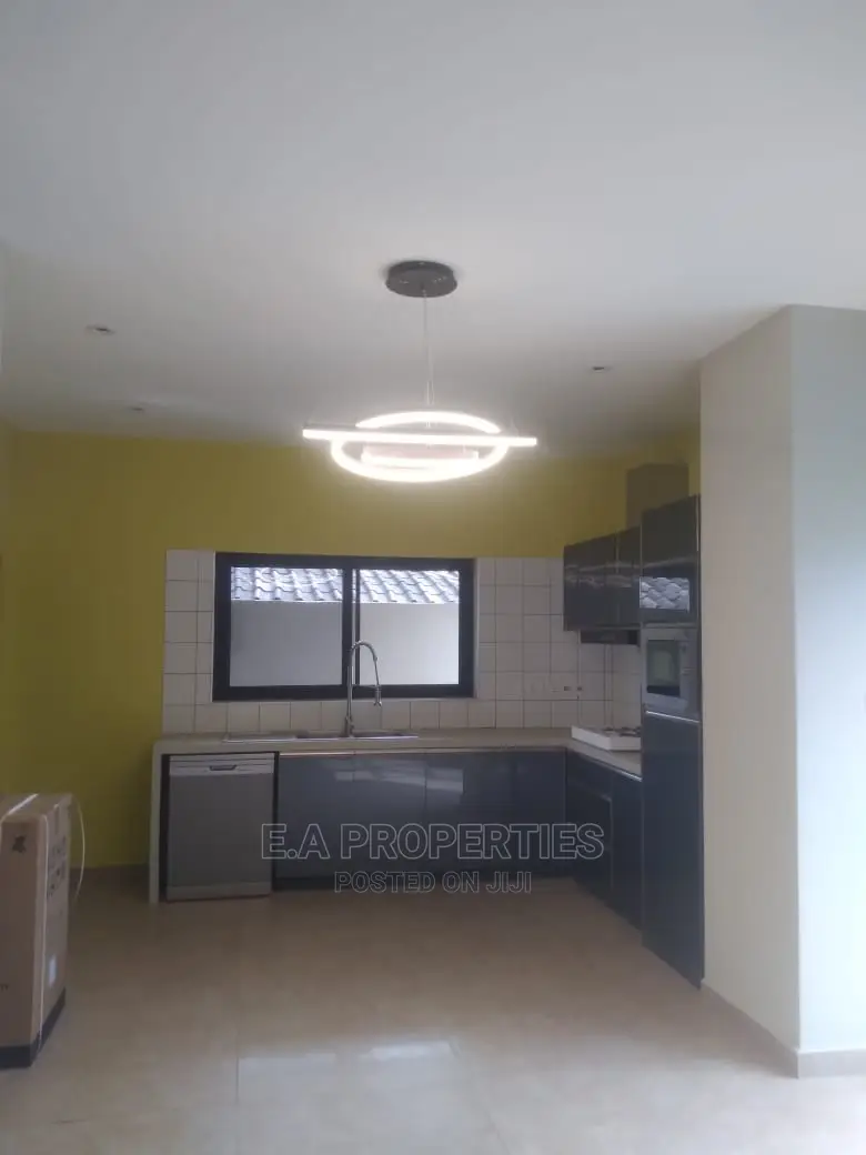 4bdrm House in E a Properties, Barrier for Sale