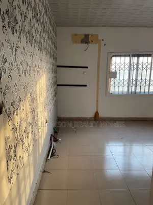 2bdrm Apartment in Community 18, Spintex for rent