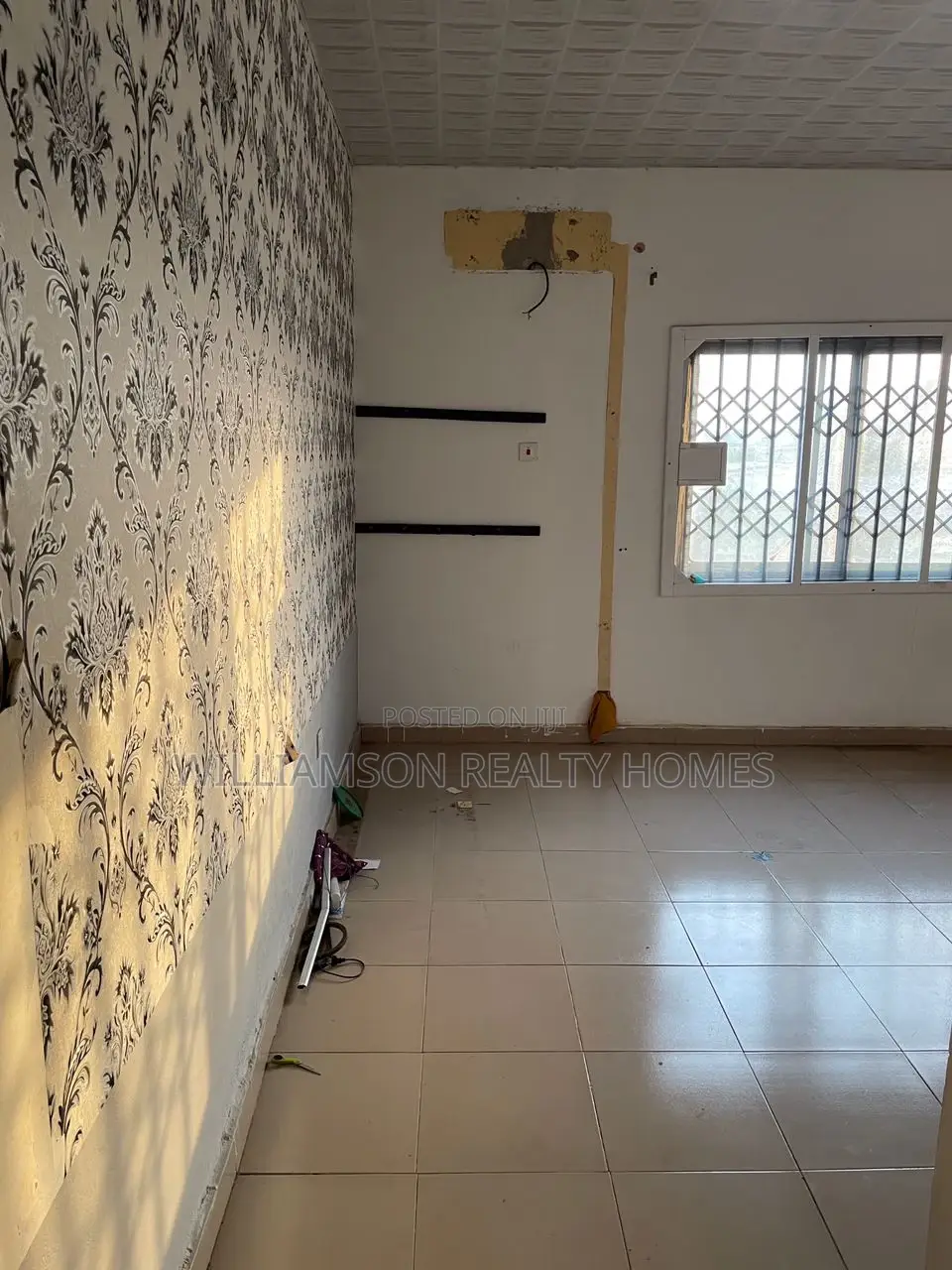 2bdrm Apartment in Community 18, Spintex for rent