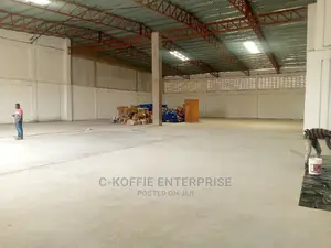 620 Sqm Warehouse at Amasaman for Rent