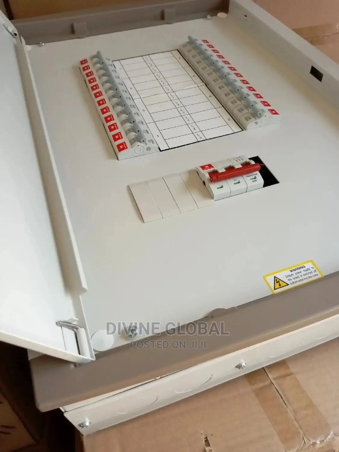 8way 3phase Distribution Board Havell Main Switch