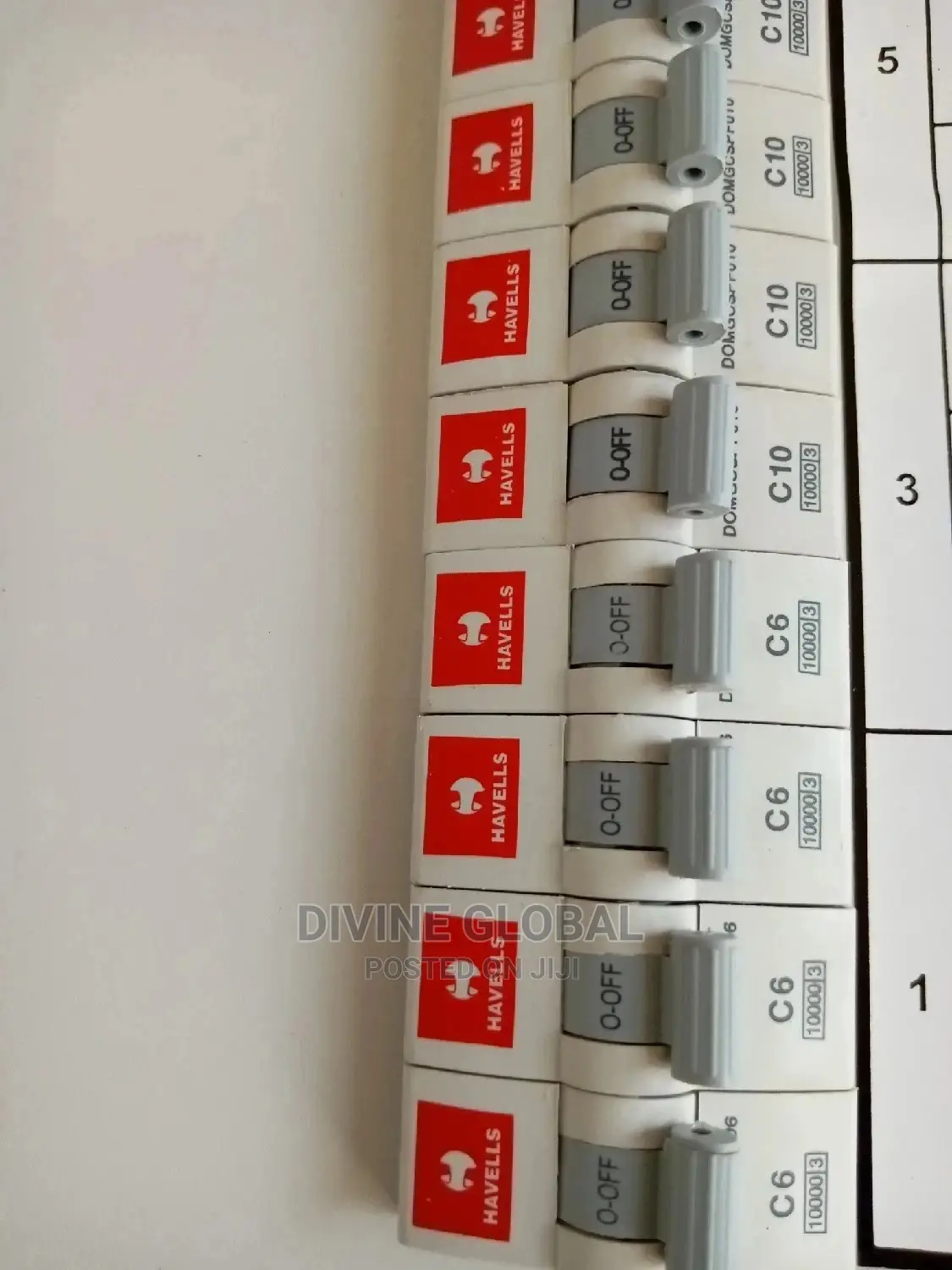 8way 3phase Distribution Board Havell Main Switch