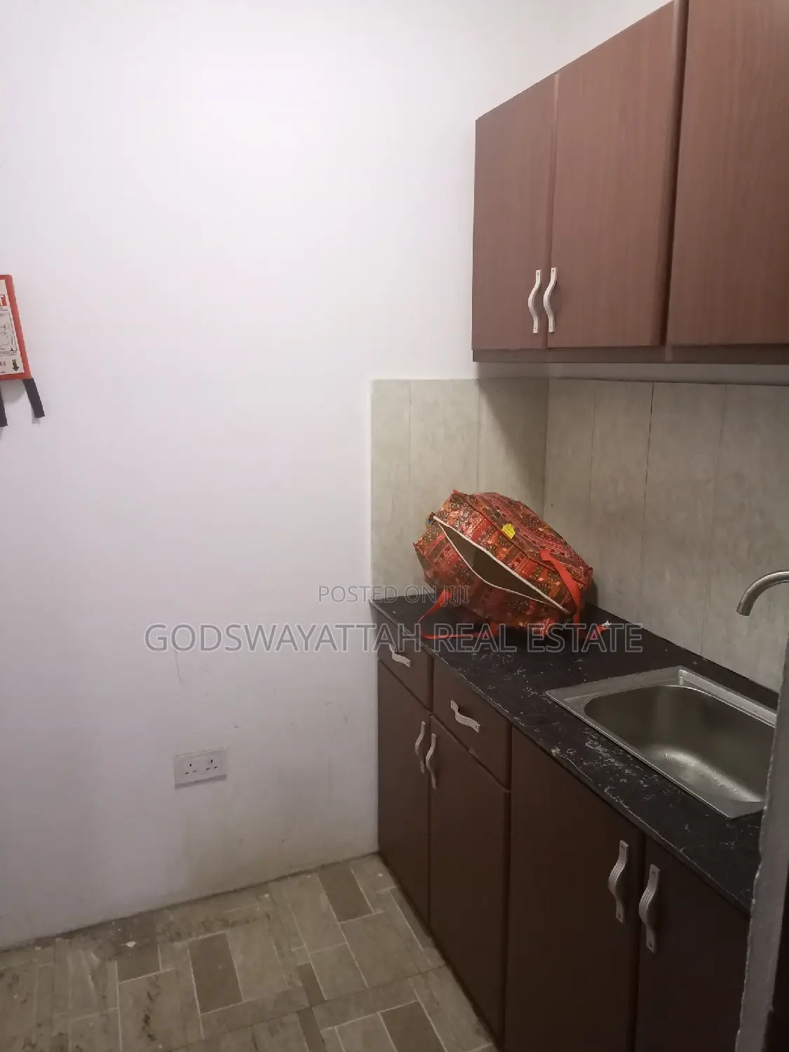 1bdrm Apartment in East Legon for rent