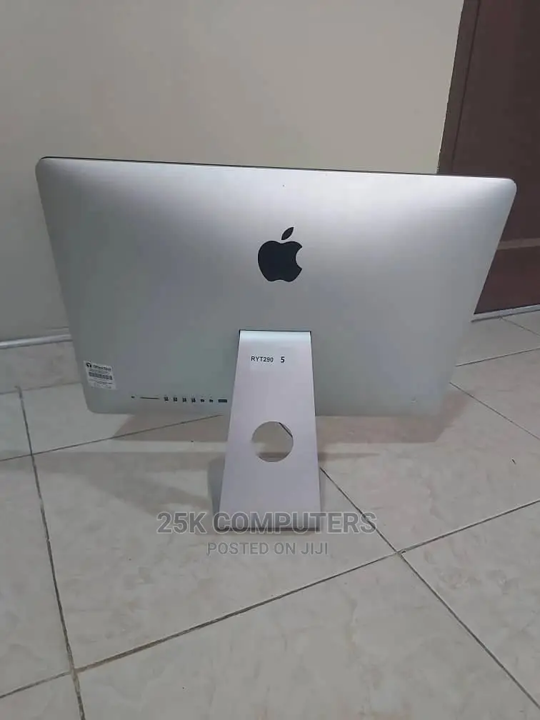 Desktop Computer Apple iMac 8GB Intel Core i5 HDD 1T