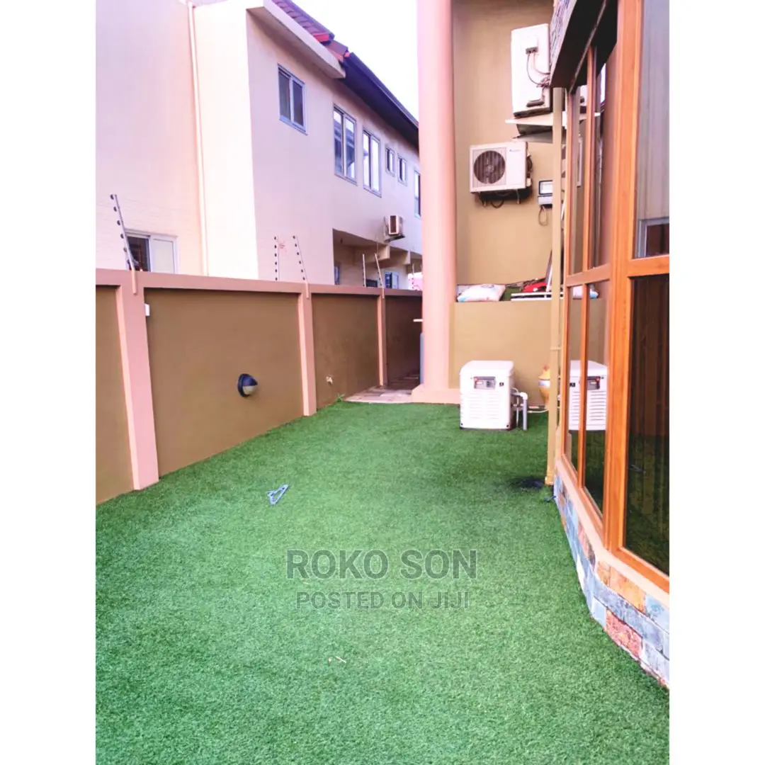 5bdrm Mansion in Dr Roko, Spintex for sale