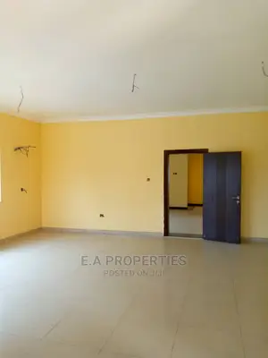 4bdrm House in E a Properties, Otano for Sale
