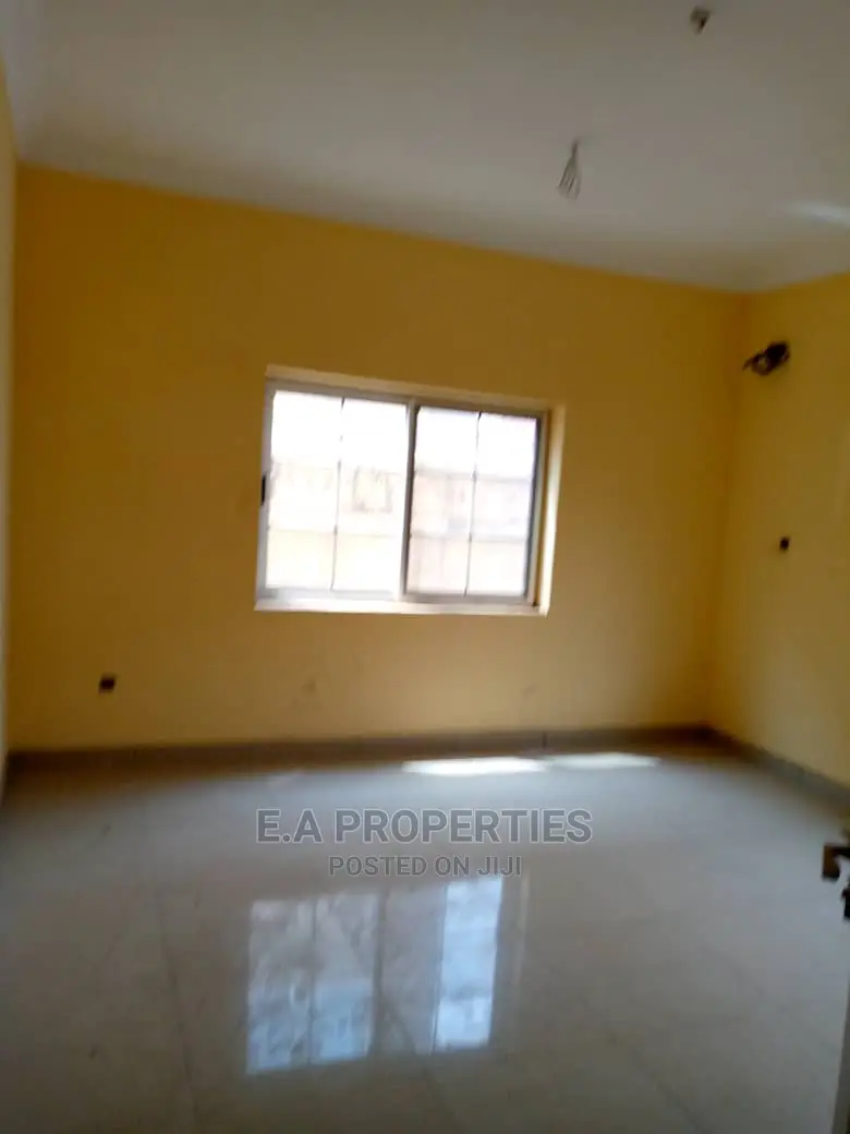 4bdrm House in E a Properties, Otano for Sale