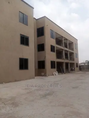 2bdrm Apartment in E a Properties, School Junction for Rent