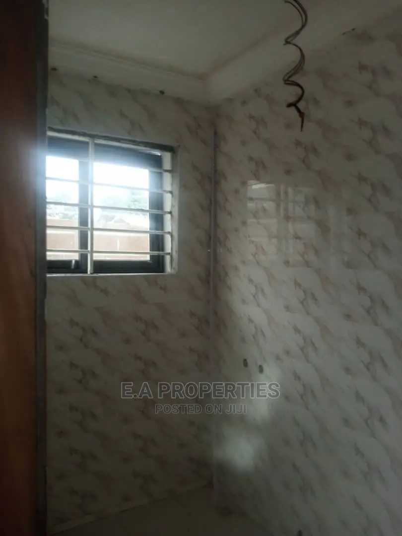 2bdrm Apartment in E a Properties, School Junction for Rent