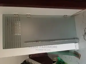 Fremless Glass Door