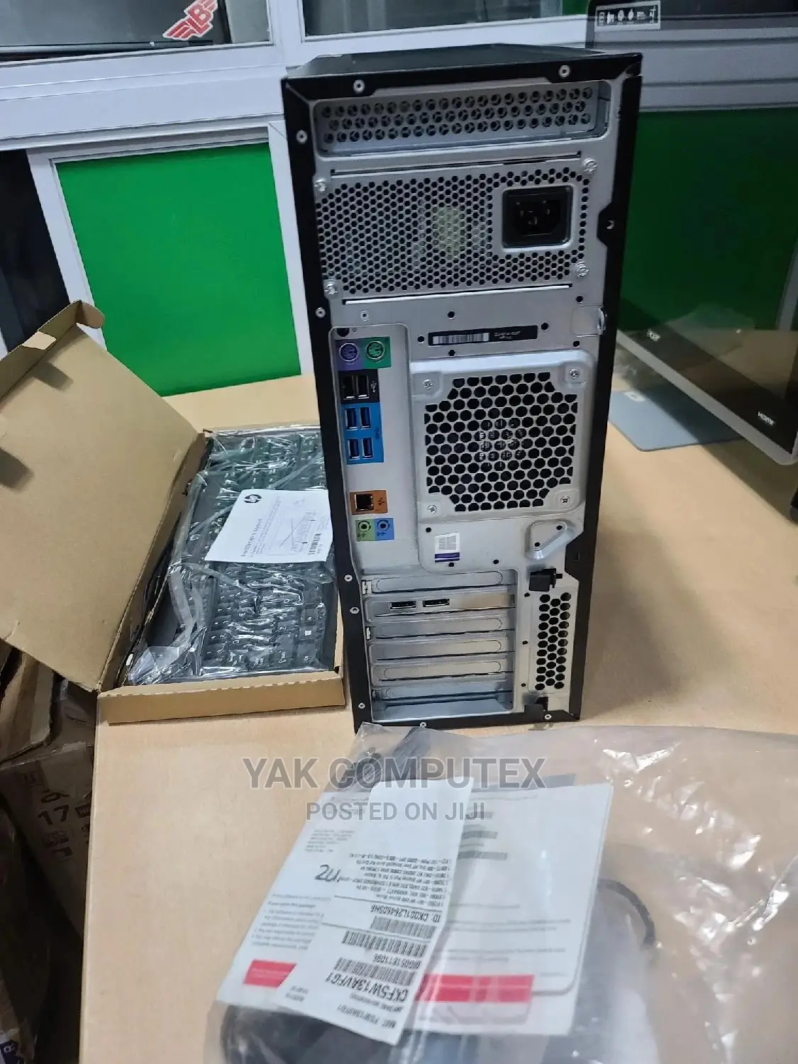 New Desktop Computer HP Z440 16GB Intel Xeon HDD 1T