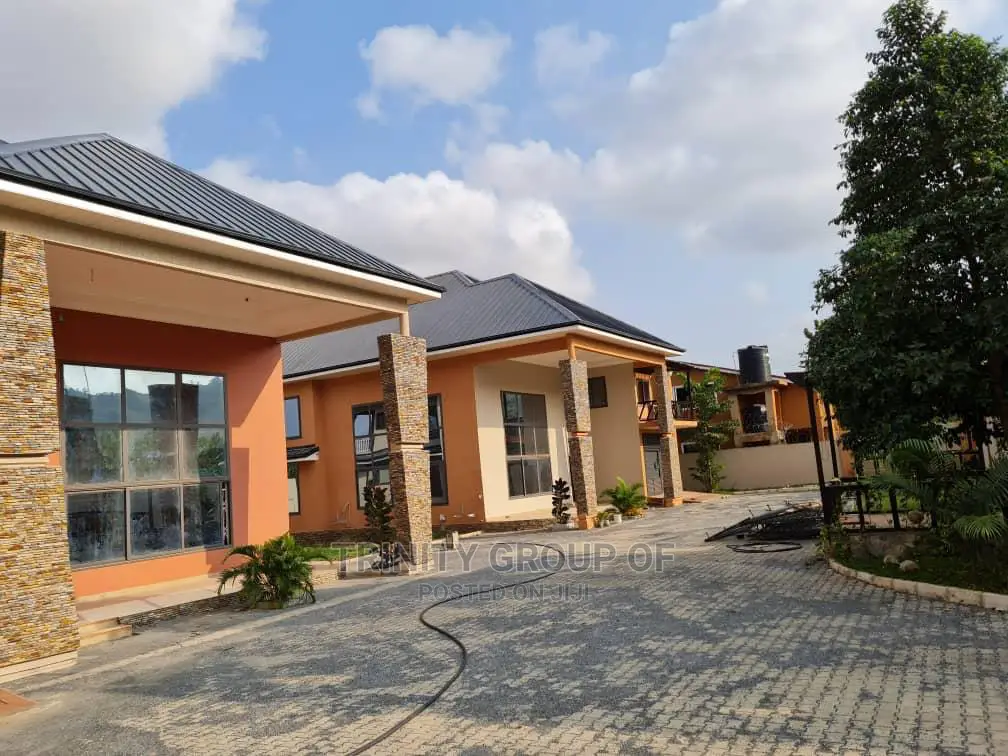 4bdrm Mansion in Ayimensa, Accra Metropolitan for sale